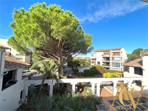 appartement à la vente -   83140  SIX-FOURS-LES-PLAGES, surface 65 m2 vente appartement - APR743449